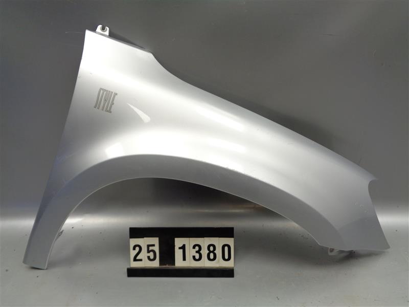 pravý přední blatník Škoda Yeti 5L0 821 022