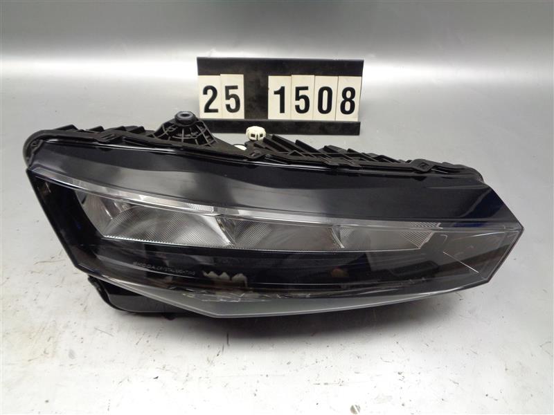 pravé přední světlo LED Škoda Scala 655 941 016