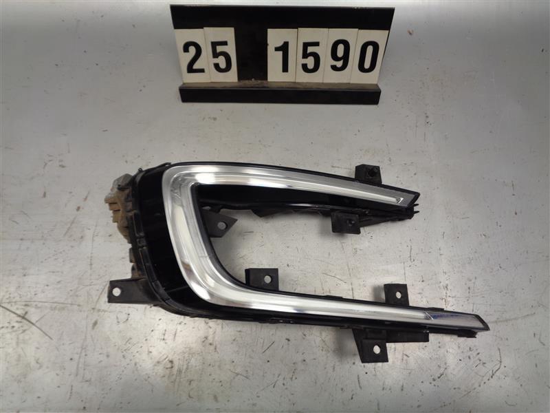 pravé denní svícení VW E-Golf 5GE 941 058 B