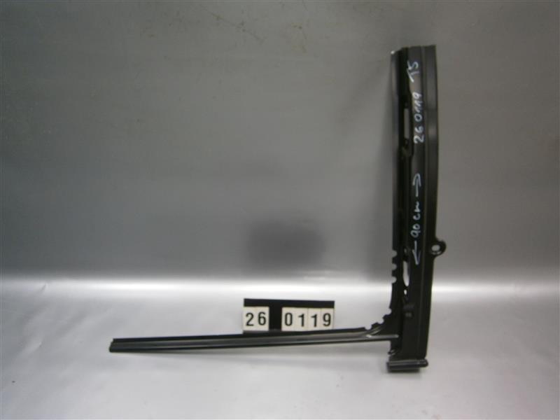 pravý B sloupek posuvných dveří VW T5 T6