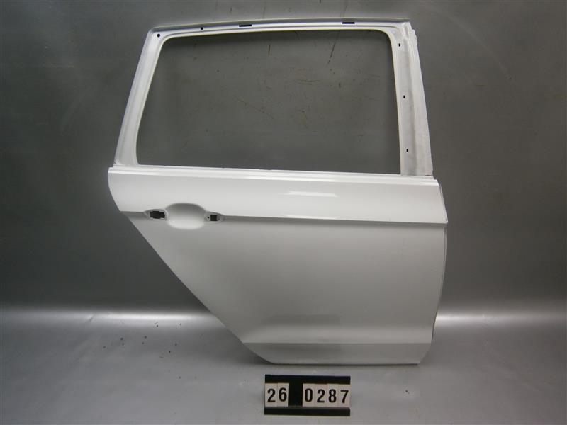 pravé zadní dveře VW Golf Sportsvan 510 833 312 L