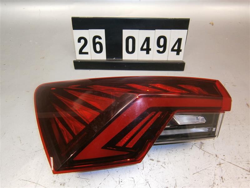 zadní levé LED světlo Škoda Octavia IV 5E3 945 207 A