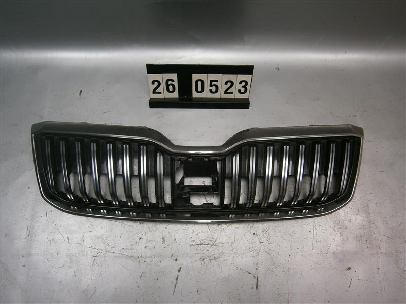 maska mřížka grill nárazníku Škoda Superb III lift 3V0 853 653 G/K